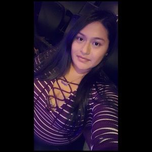 Meet your Posher, Yajaira